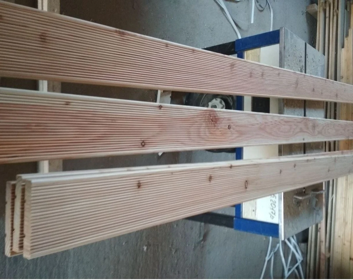 Larch board and terrace board 2